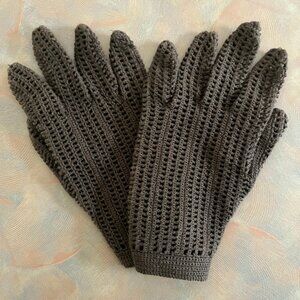 Vintage cotton crocheted gloves